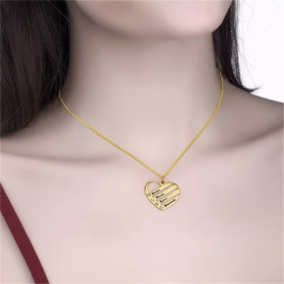 Collana a cuore con pietra portafortuna con nomi incisi - placcata in oro