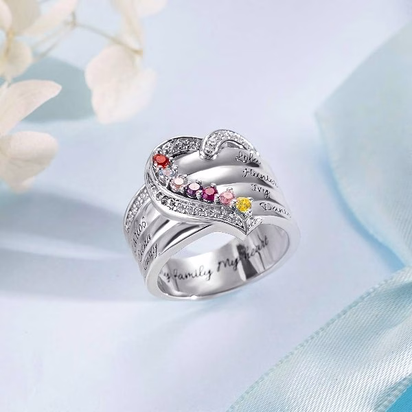 Anello con nome multiplo personalizzato in argento