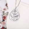 Collana con nome a forma di goccia inciso