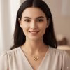 bi-necklace.jpg Collana con ciondolo a cuore personalizzato con nomi incisi e pietre portafortuna