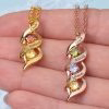 dsc02973_1.jpg Amore intrecciato a spirale del DNA Collana personalizzata con 1-8 incisioni