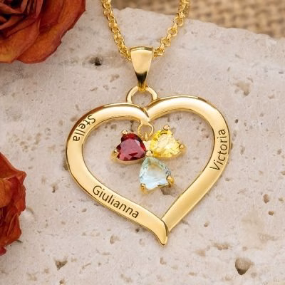 Collana personalizzata con pietra portafortuna a cuore con incisione