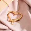 Collana con pendente a cuore inciso personalizzato con perline